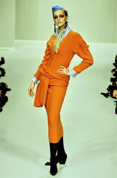 Look 15